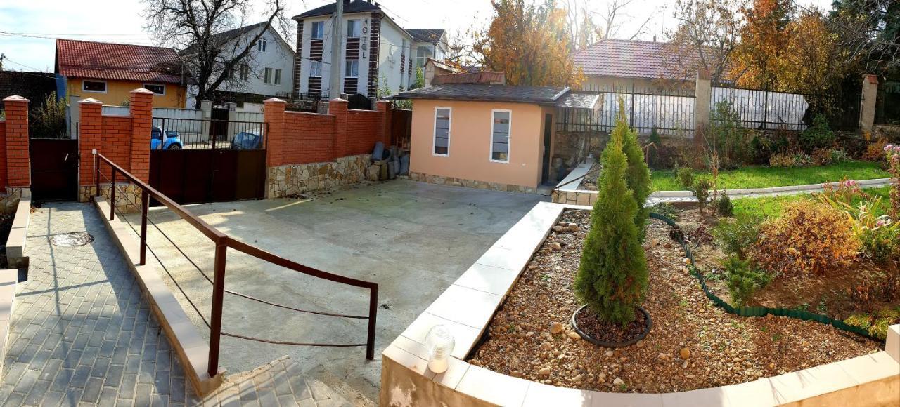 Slovac House With A Garden And Fireplace Кишинёв Экстерьер фото